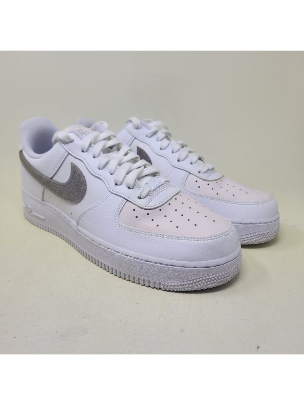 Nike Womens Air Force 1 Low Glitter Swoosh Canyon Purple Size 11 DH4407 102